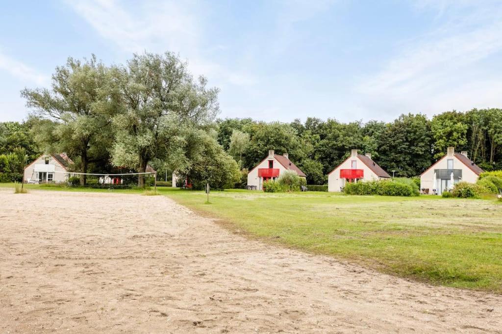Vakantiehuis Aan Het Water -Incl Laadpaal- Ewijk ภายนอก รูปภาพ